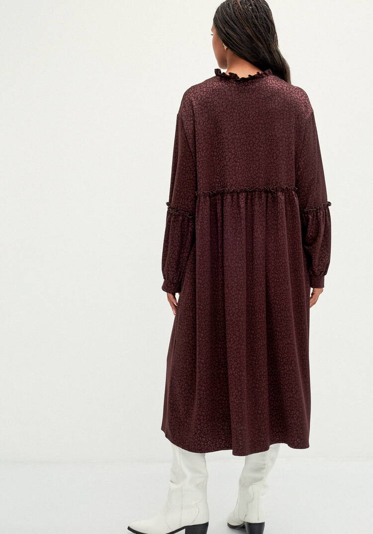 Платье свободного кроя с кокеткой шир.  750, рис. 11