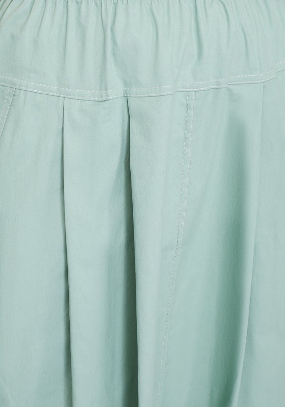 Юбка на кокетке расклешенная к низу шир.  580, рис. 12