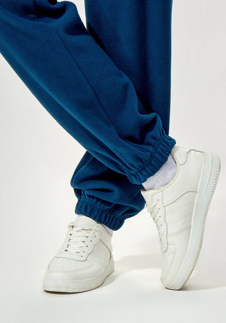 Брюки джоггеры на резинке по низу шир.  750, рис. 22