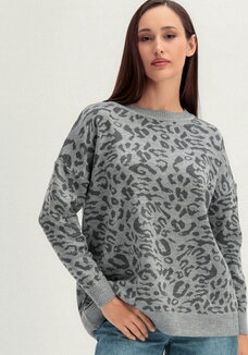 Джемпер с леопардовым принтом