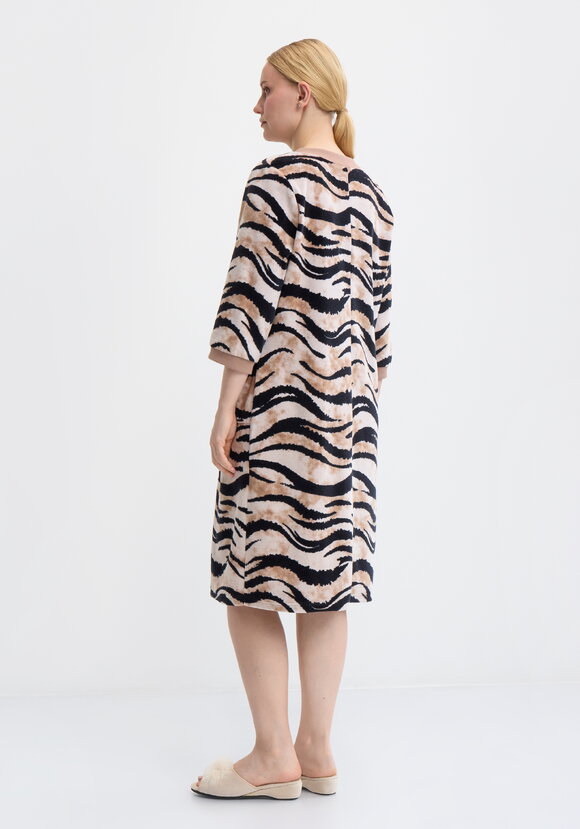 Халат велюровый Марта шир.  580, рис. 3