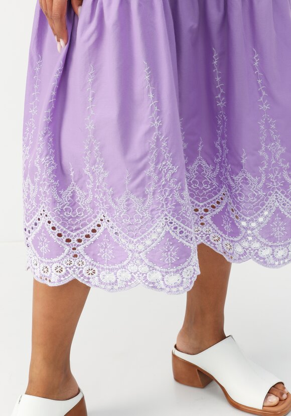 Платье свободного кроя с вышивкой шир.  580, рис. 30