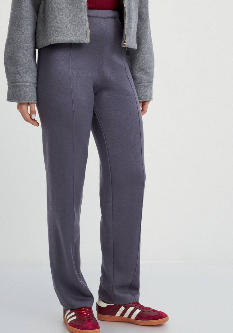 Брюки прямые зауженные книзу на резинке шир.  750, рис. 15