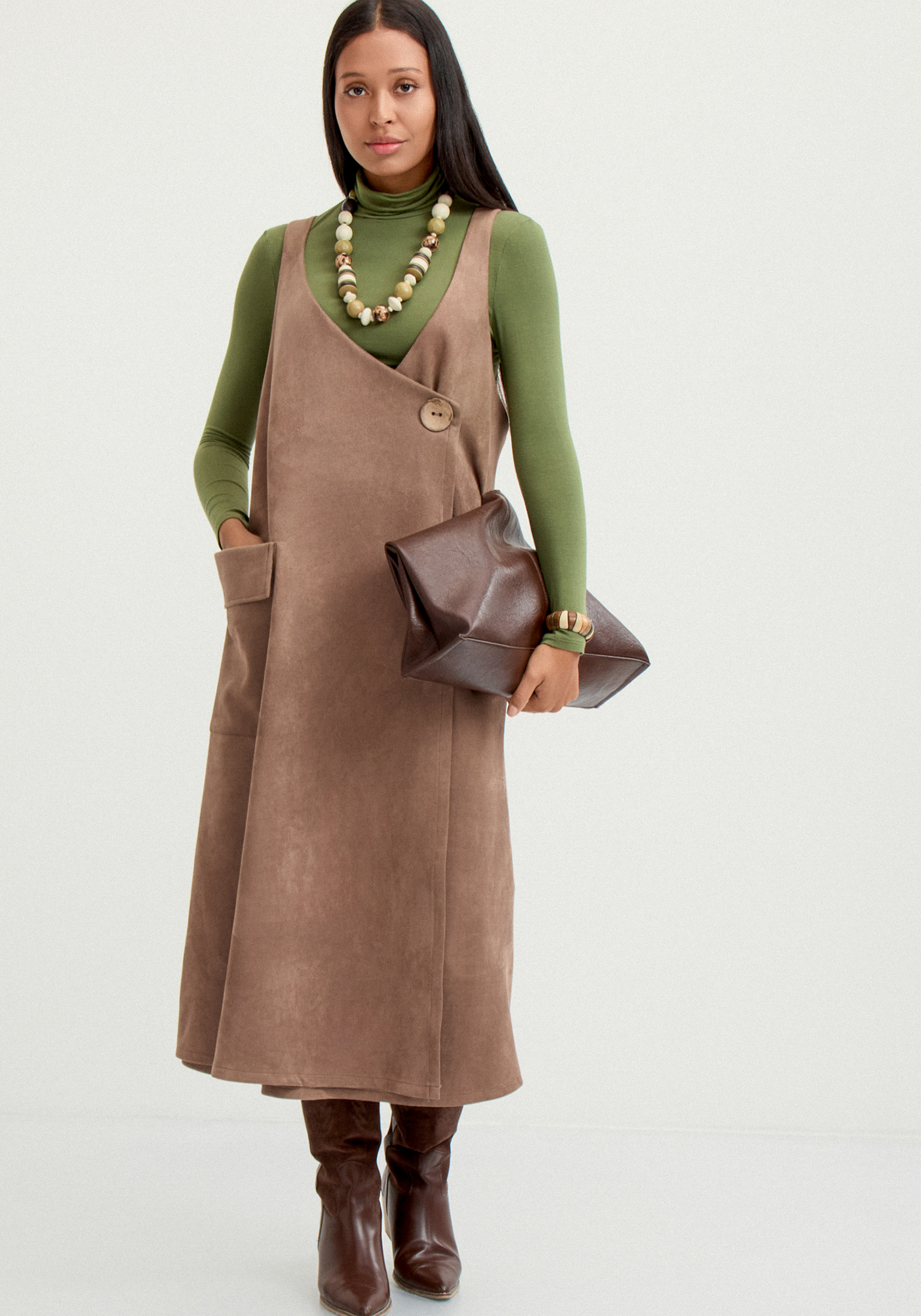 Сарафан с имитацией застёжки