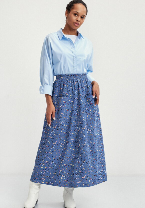 Юбка с оригинальными карманами впереди шир.  580, рис. 21