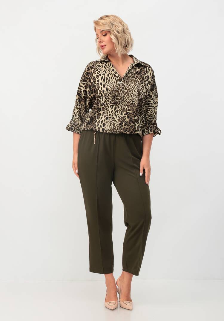 Блуза с патами на рукавах и брошью шир.  750, рис. 34