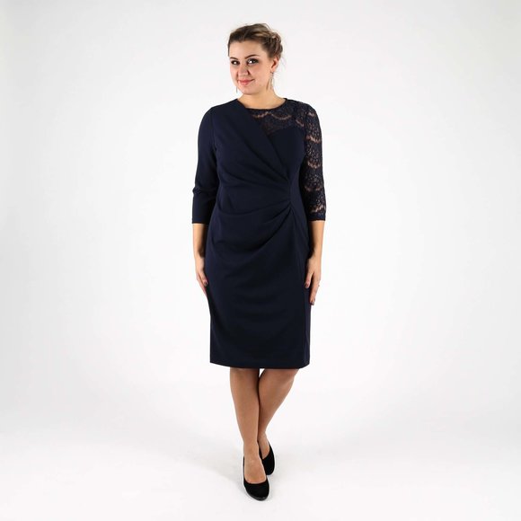 Платье оригинального кроя с гипюровым рукавом шир.  580, рис. 9