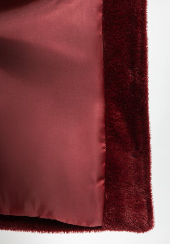 Полупальто с воротом стойка шир.  580, рис. 21