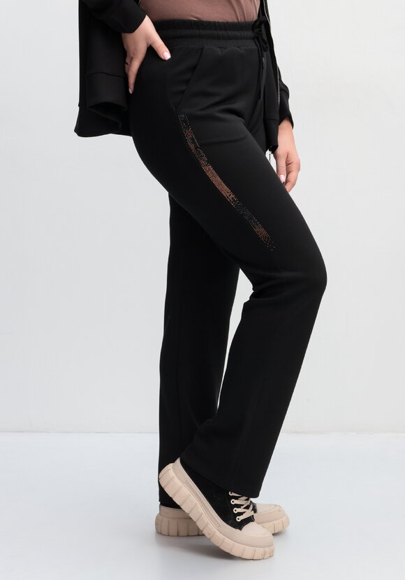 Костюм со стразами (бомбер и брюки) шир.  580, рис. 4