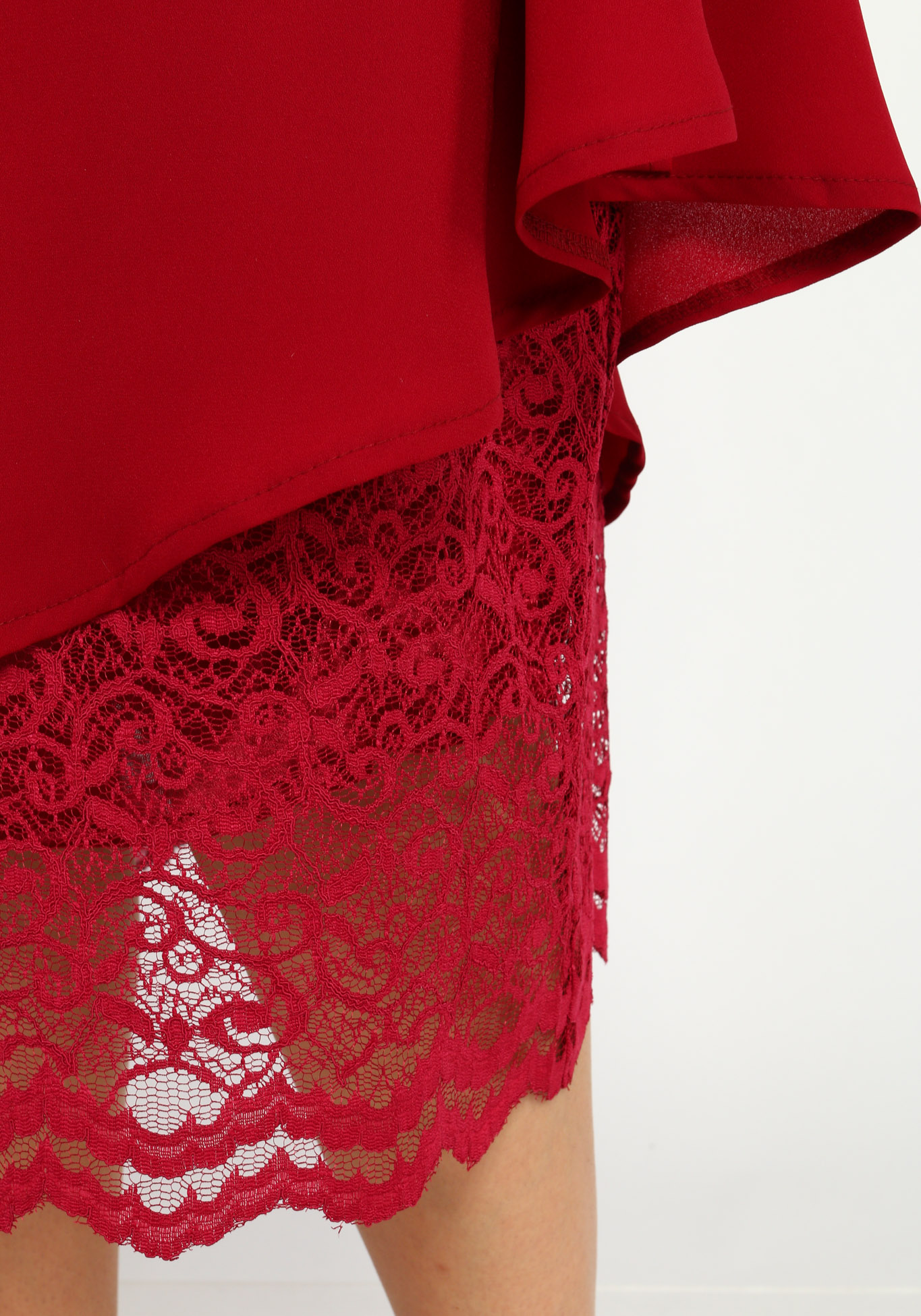 Платье приталенное с гипюром Bel Fiore, размер 48, цвет красный - фото 5