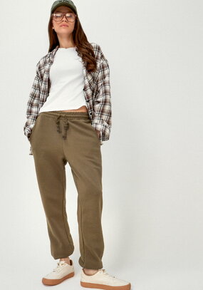 Брюки джоггеры с карманами на резинке