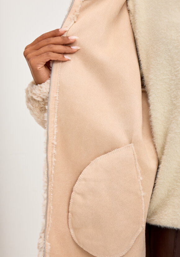 Пальто Вия шир.  580, рис. 15