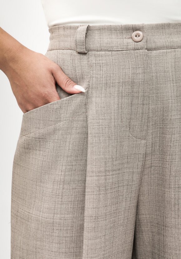 Брюки из натуральной смесовой ткани шир.  580, рис. 12