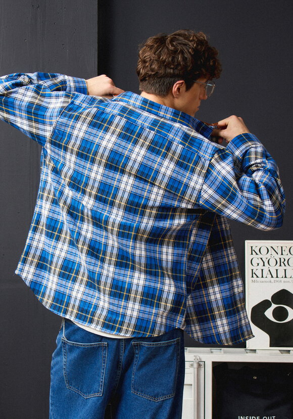 Рубашка в клетку с нагрудными карманами шир.  580, рис. 11