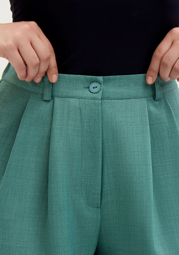 Брюки-палаццо со складками на талии шир.  580, рис. 20