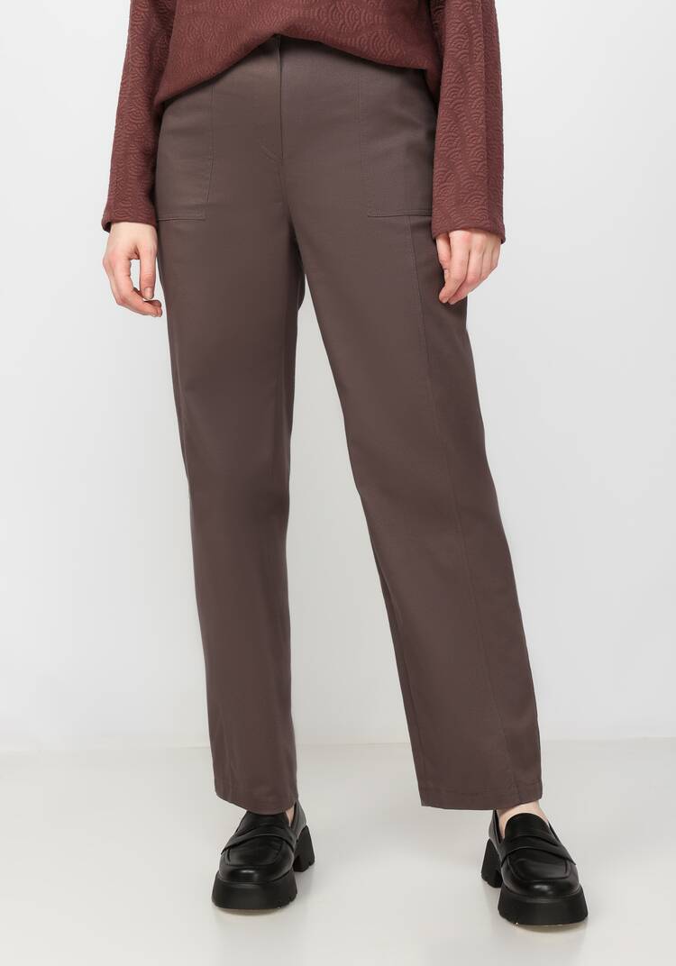 Брюки прямые с рельефами и отстрочками шир.  750, рис. 7