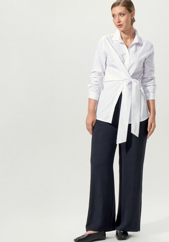 Брюки свободные на резинке по поясу шир.  580, рис. 16