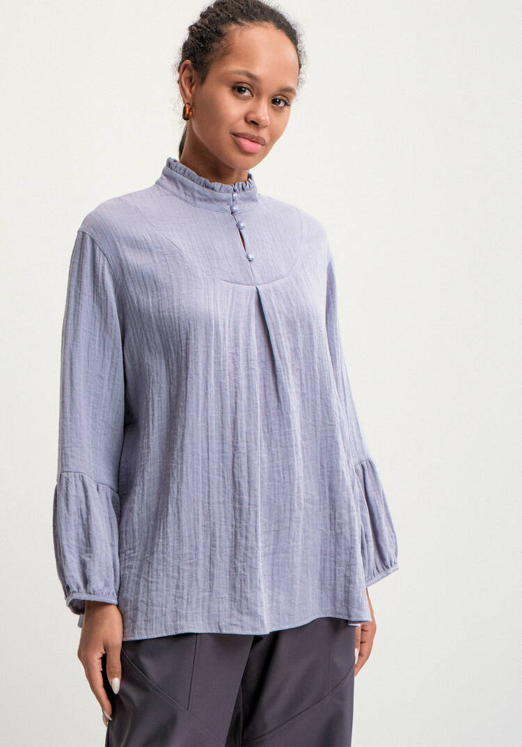 Блуза свободного кроя с рюшей по вороту шир.  750, рис. 4