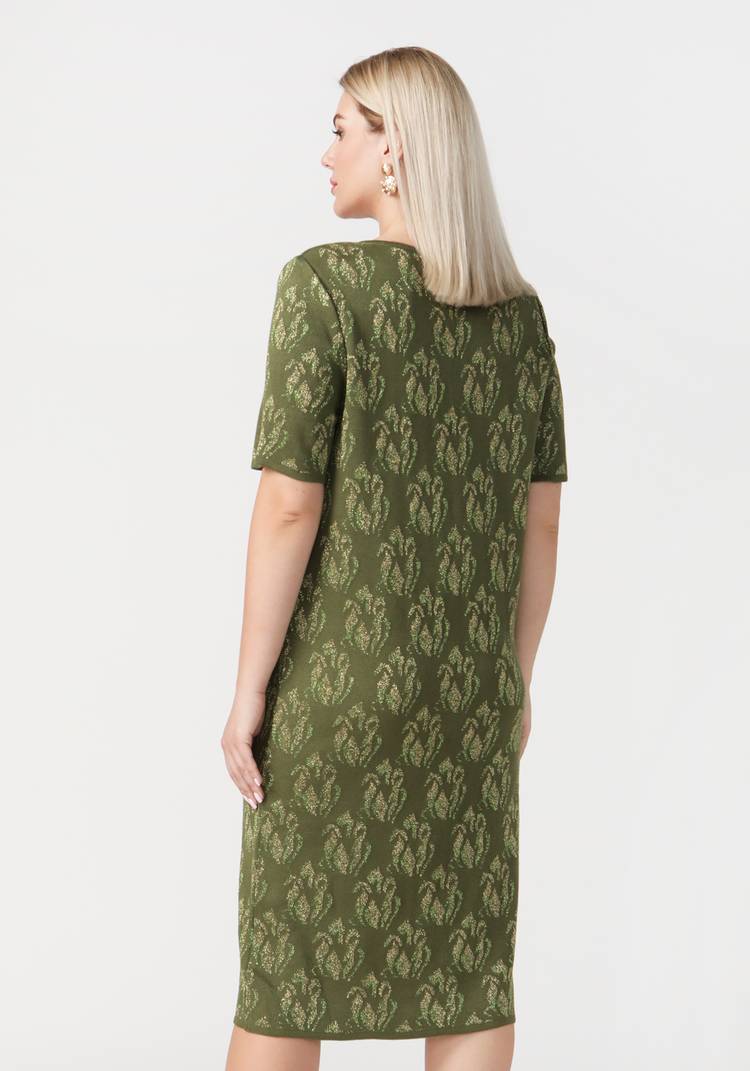 Платье с V-образным вырезом шир.  750, рис. 7