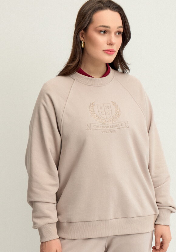 Свитшот с декором на груди шир.  580, рис. 4