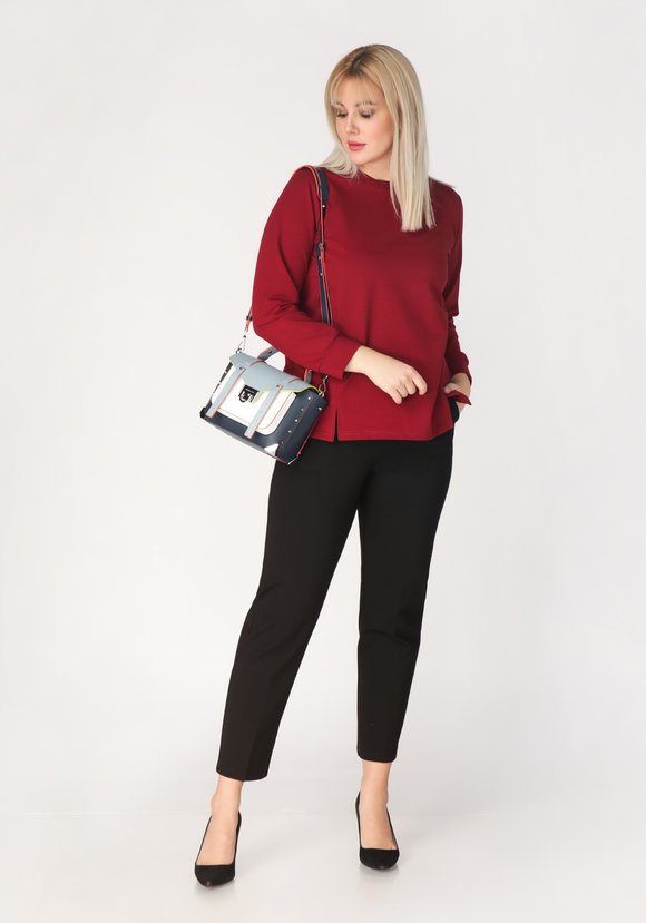 Свитшот с разрезами в рельефах шир.  580, рис. 3