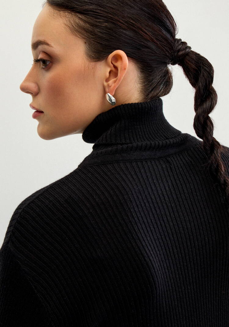 Водолазка в рубчик с высокой горловиной шир.  750, рис. 5