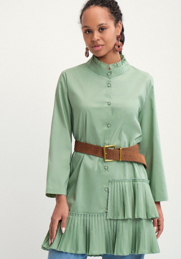 Туника с плиссированным воланом шир.  580, рис. 17