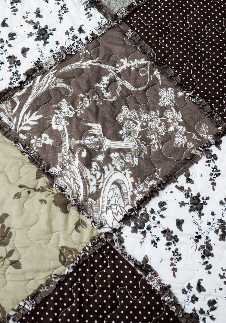 Покрывало с наволочками Печворк шир.  750, рис. 67