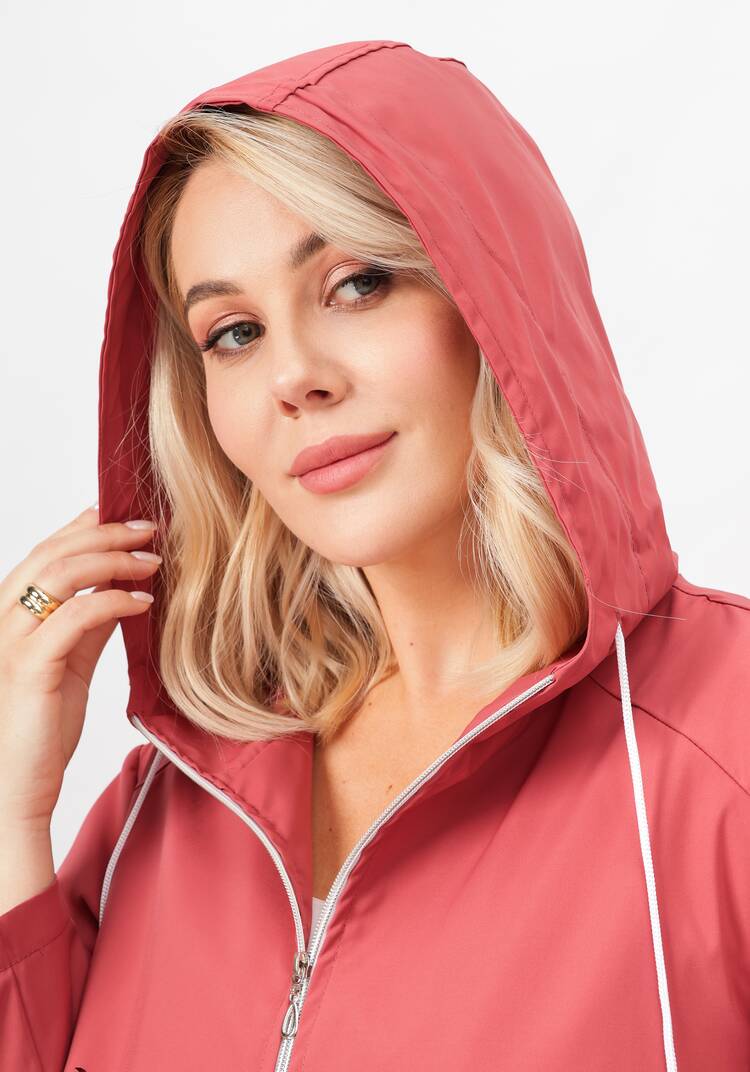 Ветровка с ажурной кокеткой шир.  750, рис. 37