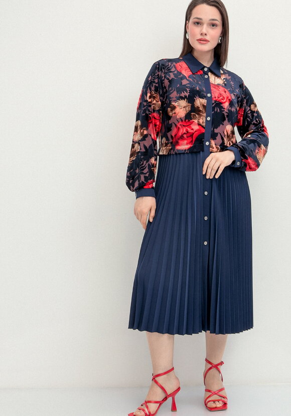 Платье с отрезной кокеткой и юбкой плиссе шир.  580, рис. 15