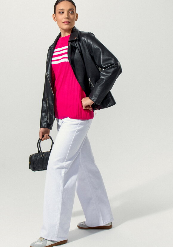 Джемпер с контрастными полосами на груди шир.  580, рис. 15