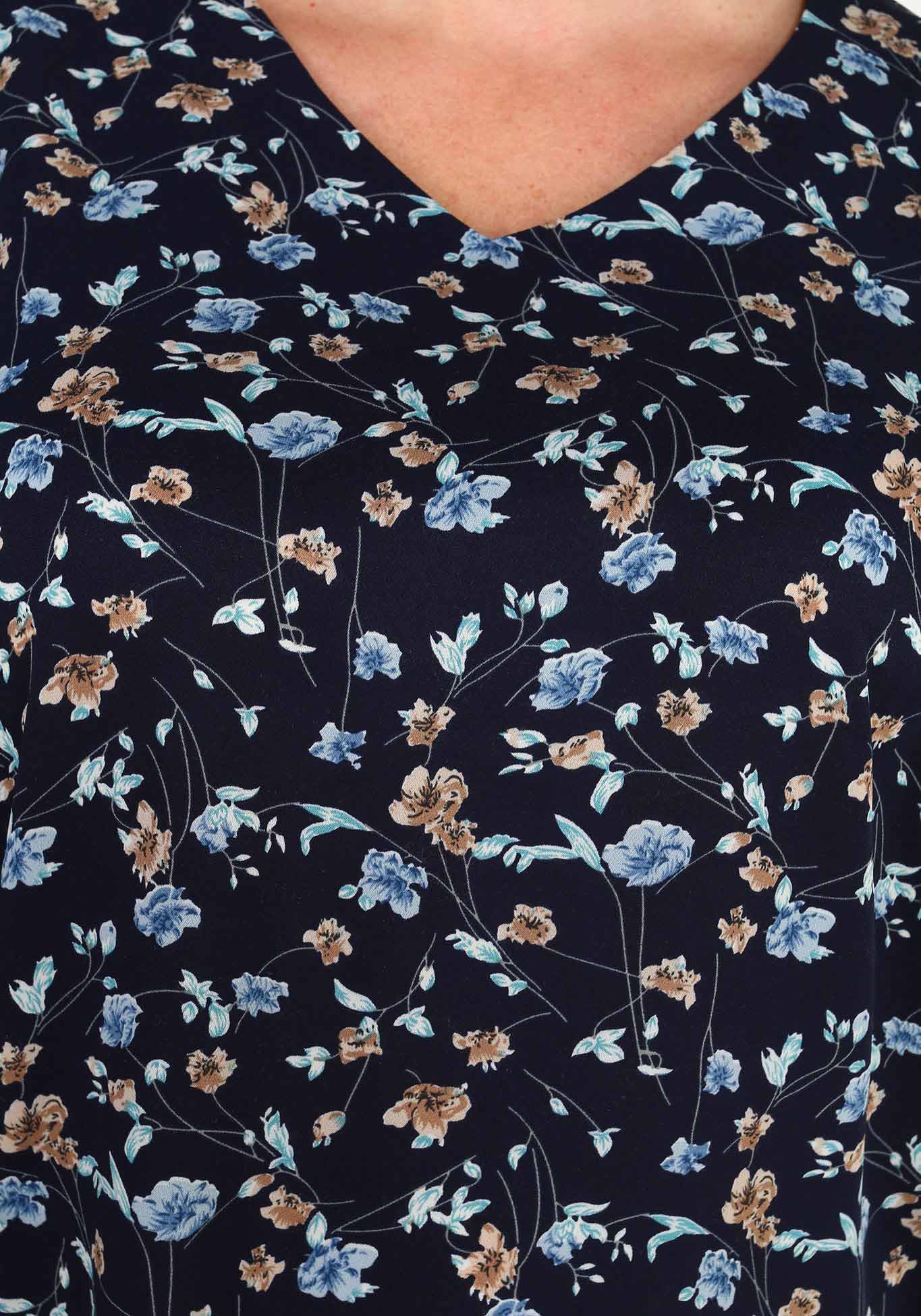 Блузка с V-образным вырезом и длинным рукавом Bianka Modeno, размер 54, цвет тёмно-синий - фото 4