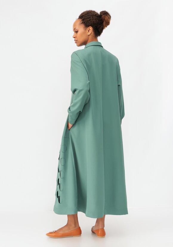 Платье-рубашка с перфорацией шир.  580, рис. 10