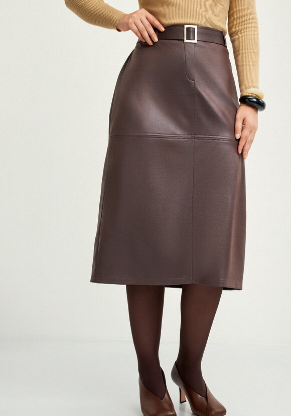 Юбка прямая с декоративными отстрочками шир.  580, рис. 9