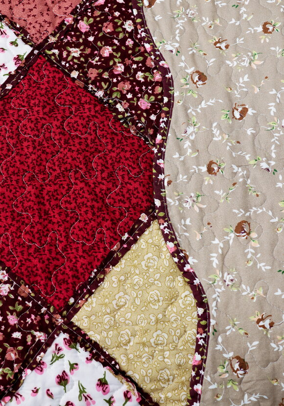 Покрывало с наволочками Печворк шир.  580, рис. 19