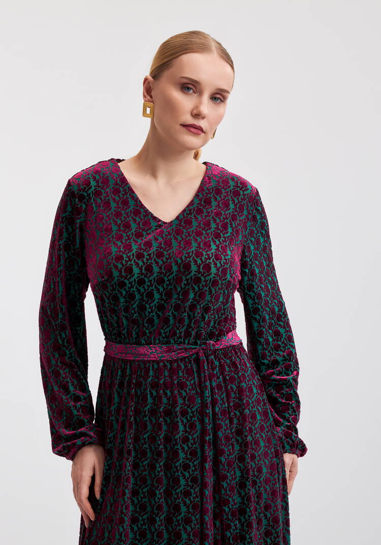 Платье из краш-бархата хамелеон шир.  750, рис. 2