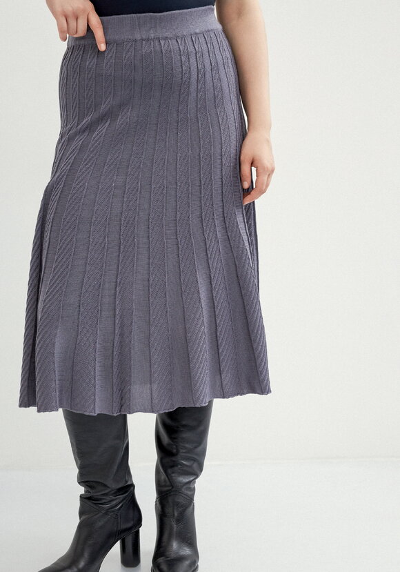 Юбка миди А-силуэта с переплетениями шир.  580, рис. 4