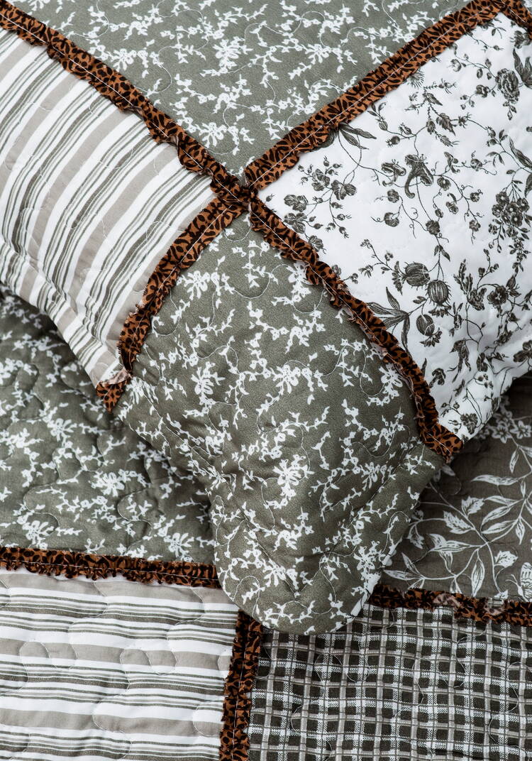 Покрывало с наволочками Печворк шир.  750, рис. 54