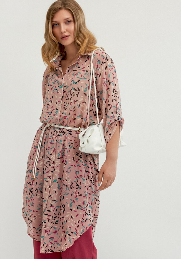 Рубашка с рукавом 7/8 и патами шир.  580, рис. 18