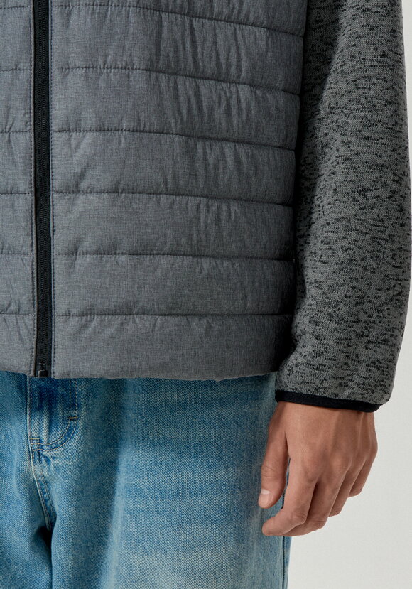 Куртка стеганая с рукавами из трикотажа шир.  580, рис. 6