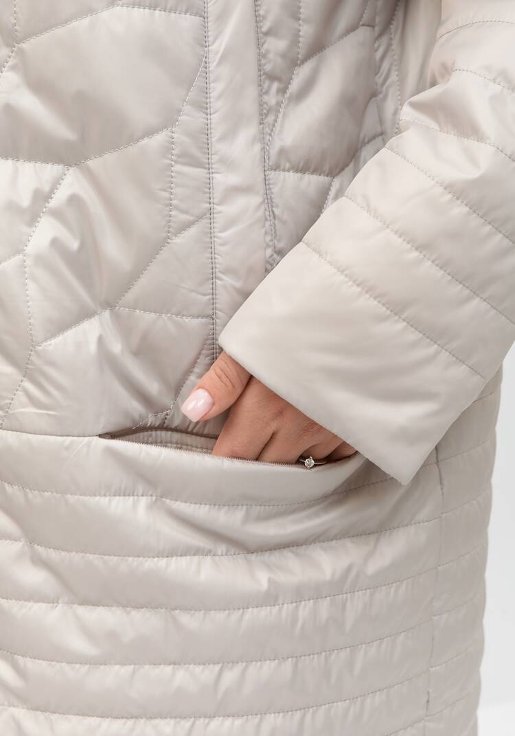 Куртка стеганая с контрастным капюшоном шир.  750, рис. 7