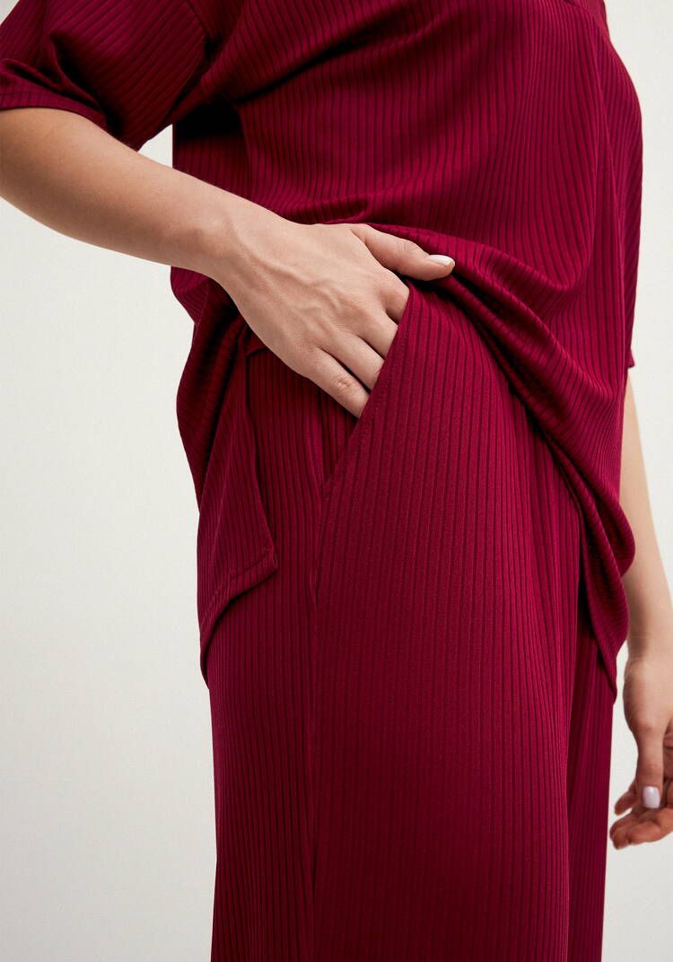 Брюки свободного кроя в рубчик шир.  750, рис. 29