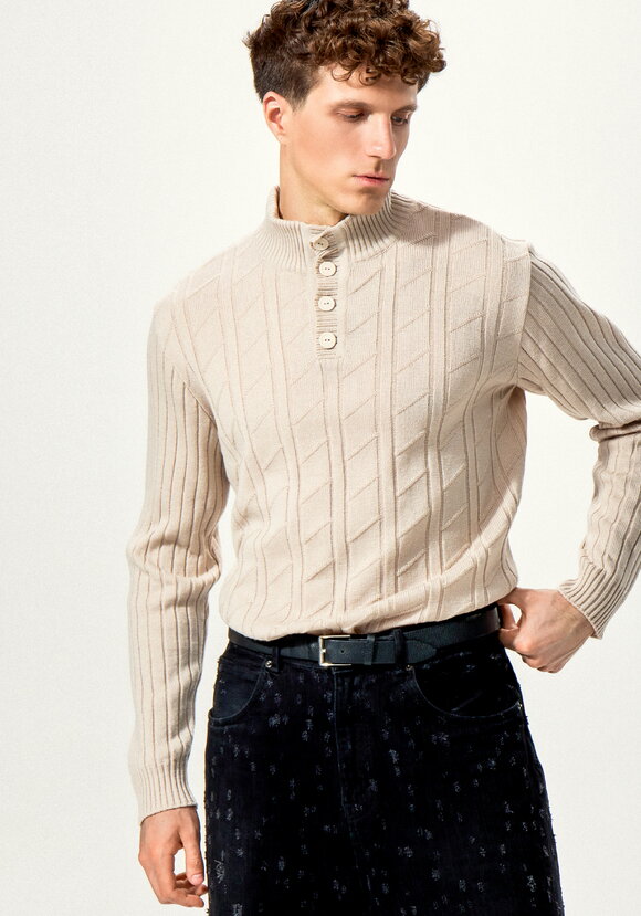 Джемпер с воротом-стойкой и планкой шир.  580, рис. 7