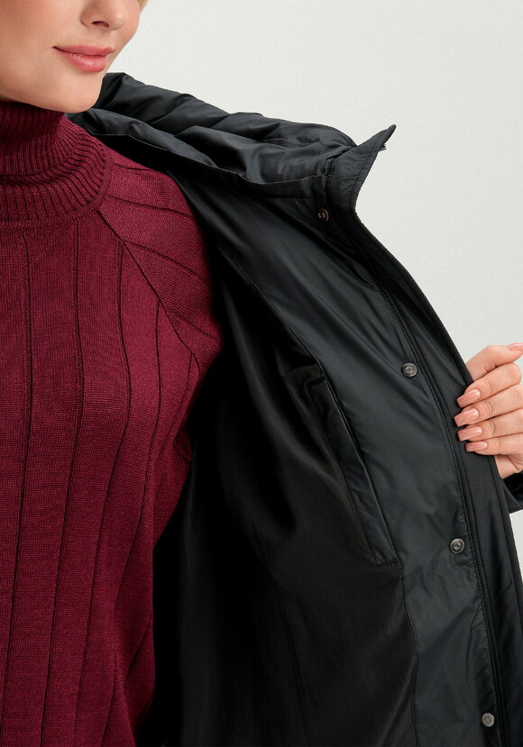 Пуховик стеганый свободного кроя с капюшоном шир.  580, рис. 41