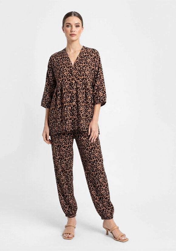 Костюм Шани шир.  580, рис. 1