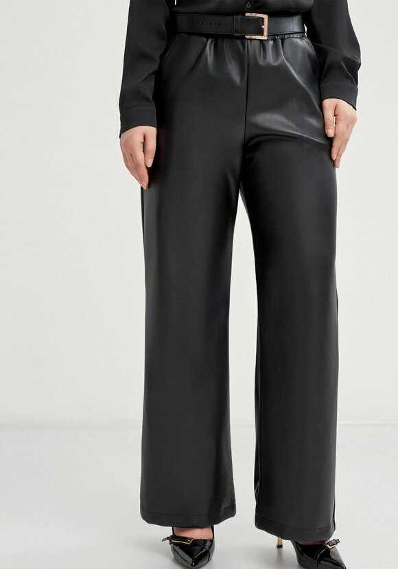Брюки прямые из экo-кожи шир.  580, рис. 2