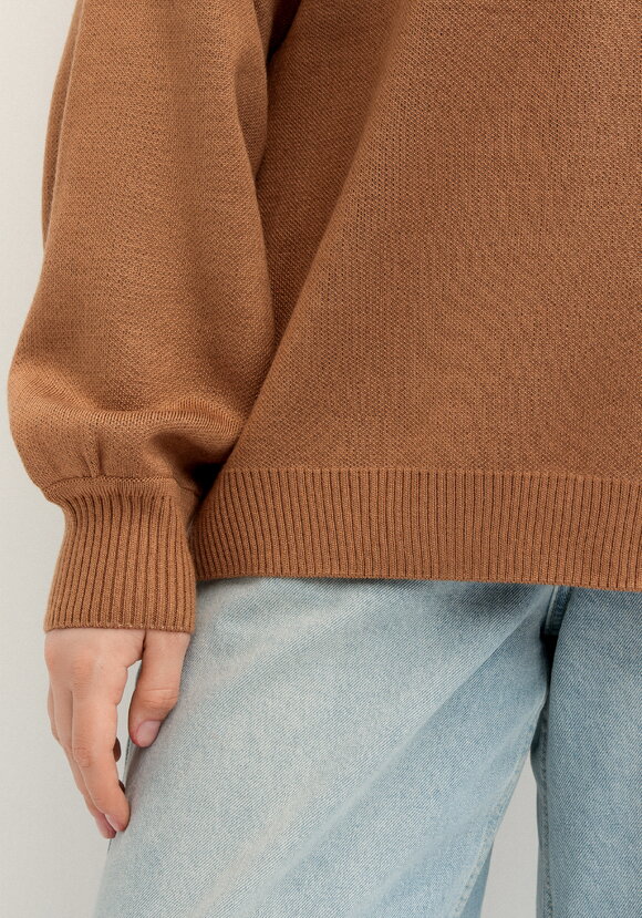 Джемпер с жаккардовой надписью шир.  580, рис. 7