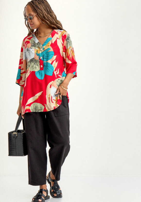 Блуза из штапеля с тропическим принтом шир.  580, рис. 18