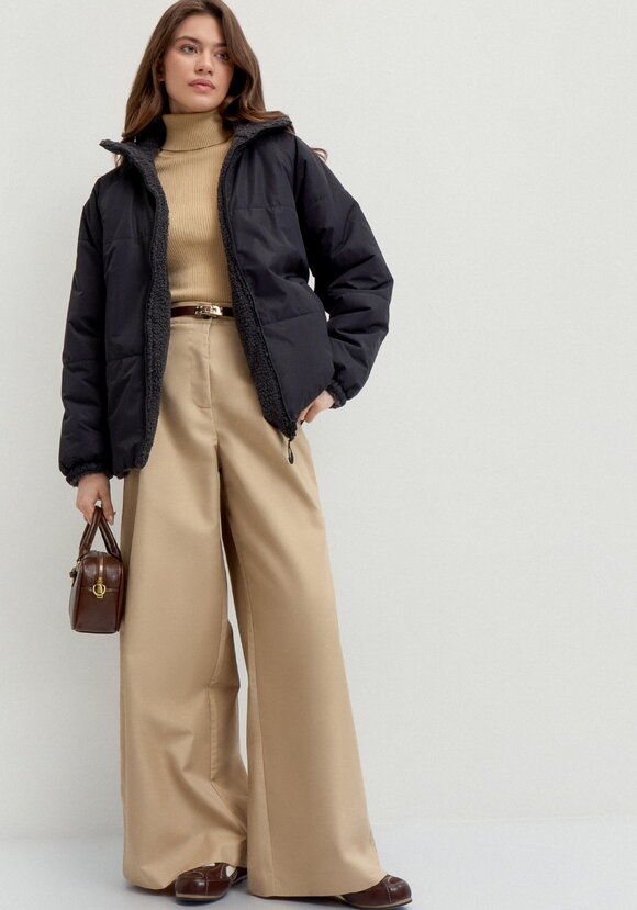 Двусторонняя куртка с высоким воротом шир.  580, рис. 39