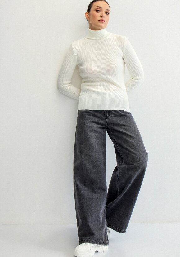 Водолазка в рубчик с высокой горловиной шир.  580, рис. 34